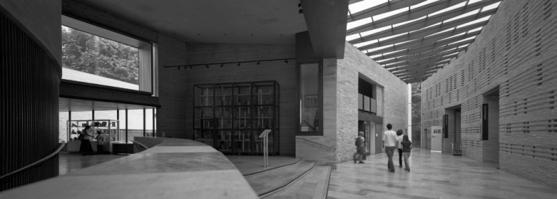 LINCOLN COLLECTION-01