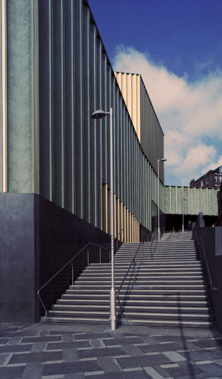 NOTTM CONTEMPORARY-01